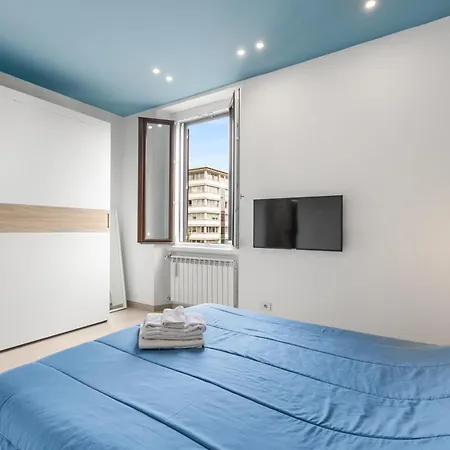 Apartment Minimal House - 4persone - Centro